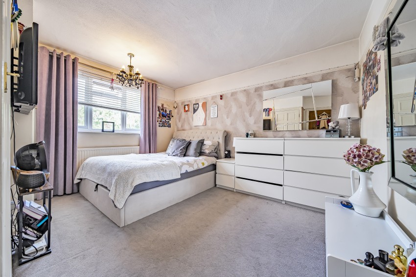 Images for Woodley, Reading, Berkshire