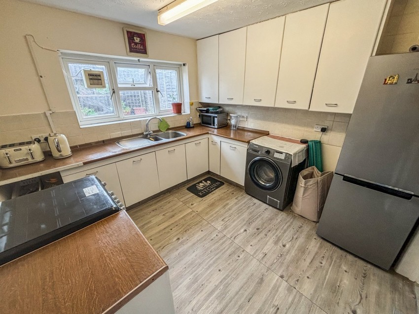 Images for Tilehurst, Reading, Berkshire