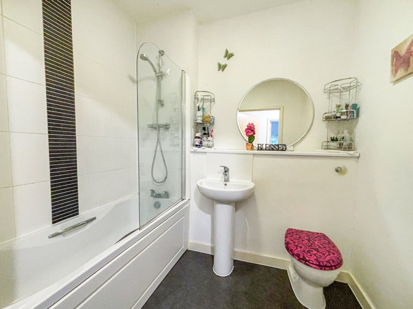 Images for Tilehurst, Reading, Berkshire