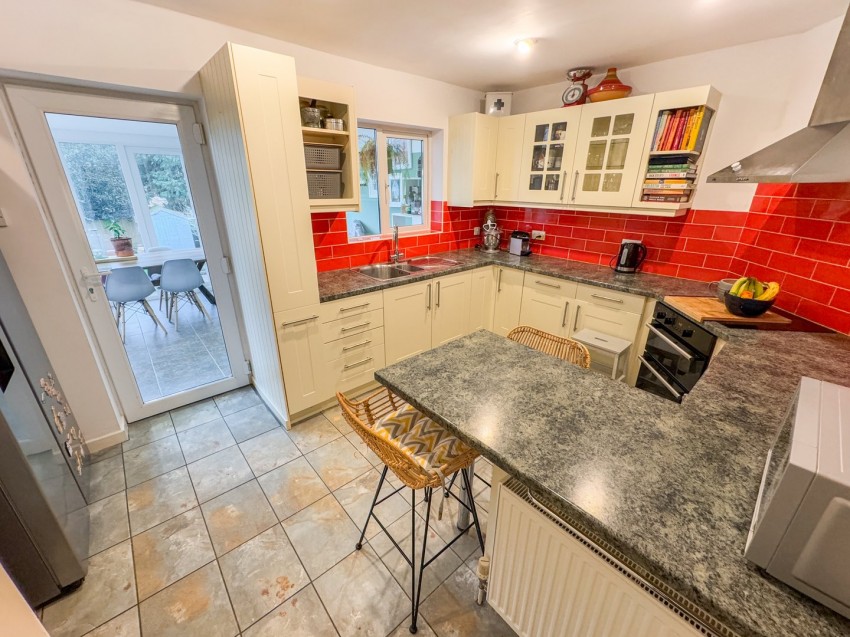 Images for Tilehurst, Reading, Berkshire