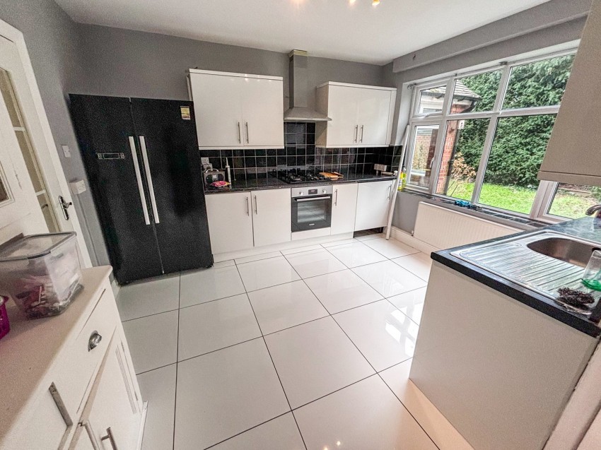 Images for Southcote Lane, Reading, Berkshire