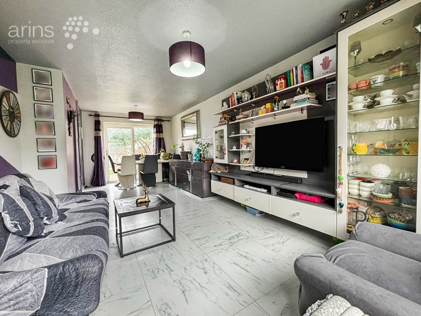 Images for Hollydale Close, Reading, Berkshire